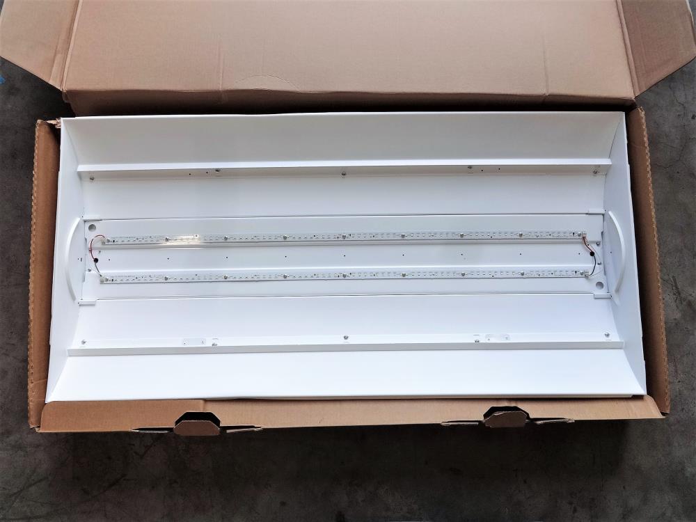 LITHONIA LIGHTING RECESSED LED LUMINAIRE FIXTURE 2FSL4-40L-EZ1-LP850